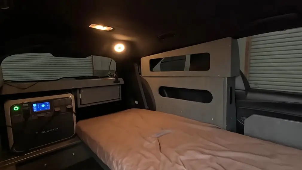 Toyota Sienna Woodland