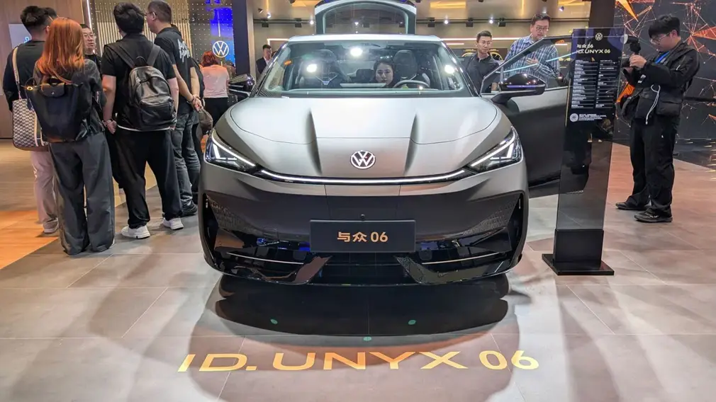 Volkswagen ID.Unyx 06