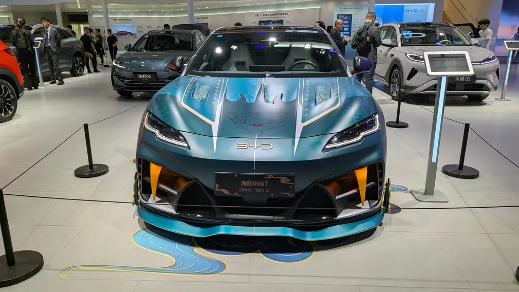 Автосалон в Пекине 2026 / BYD Sealion 06
