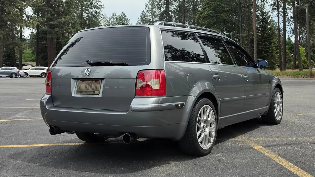 Volkswagen Passat Variant W8