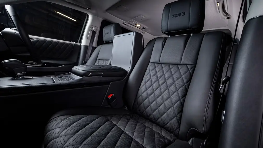 Toyota Century от TOM&rsquo;S