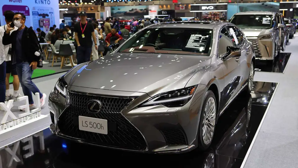 Lexus LS500h