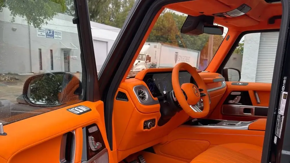 Mercedes G 580 с технологией эквалайзера