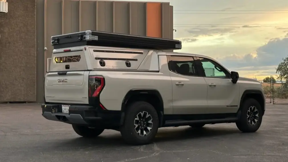 Кемпер на базе GMC Sierra EV