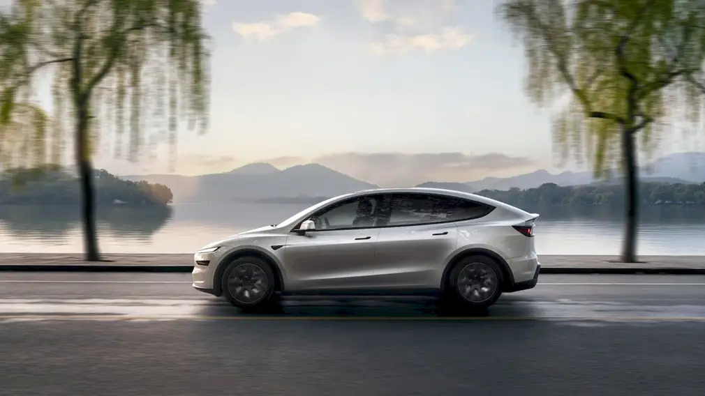 Tesla Model Y L