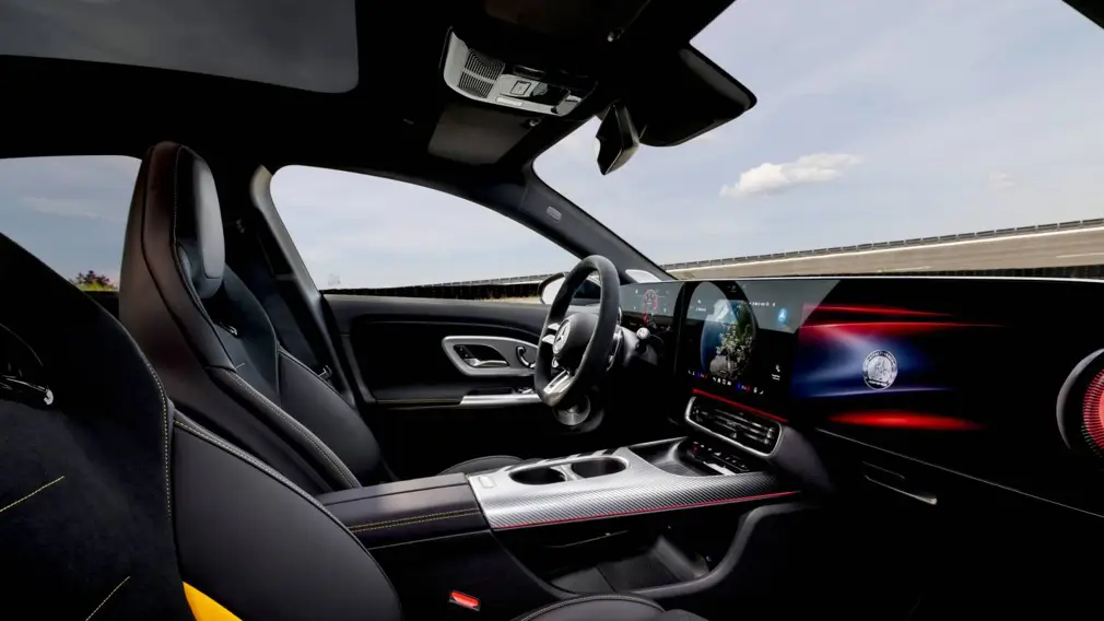 Новый AMG CLA 45 получил 680 л.с. и три мотора