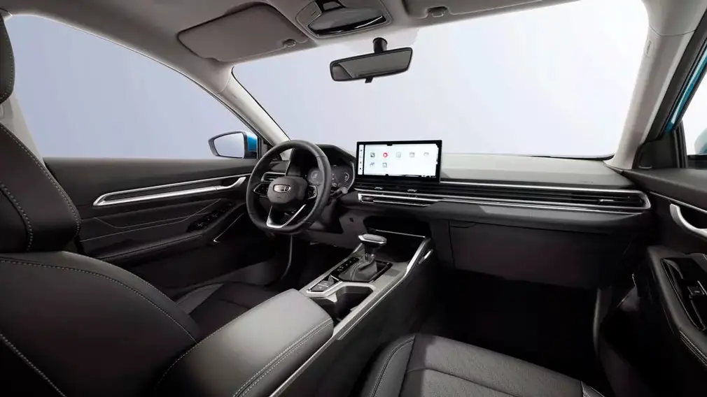 Хищный дизайн, экономичность и 5 лет гарантии: чем ещё привлекает Geely Emgrand