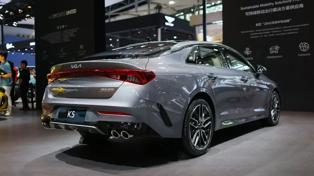 Kia K5