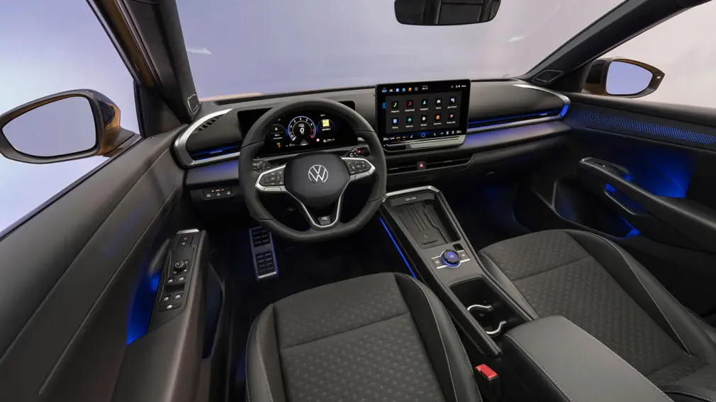 Volkswagen показал новый T-Roc: больше, технологичнее, и теперь гибридный