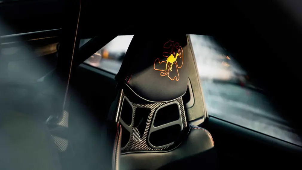 Porsche 911 S/T Camel GT