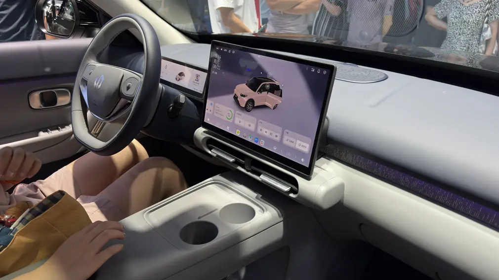 Leapmotor A10