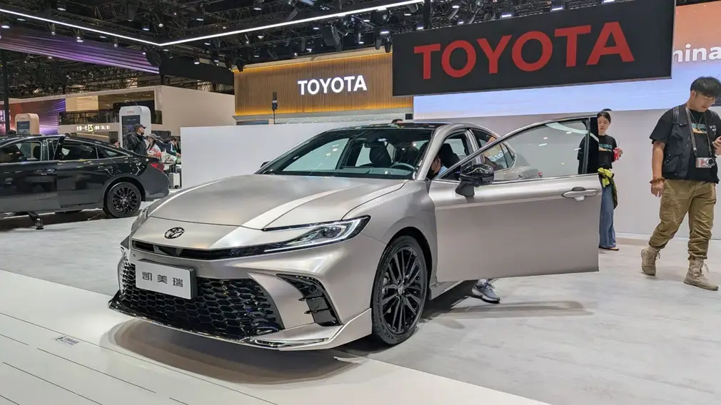 Toyota Camry HEV/Автосалон в Пекине 2026