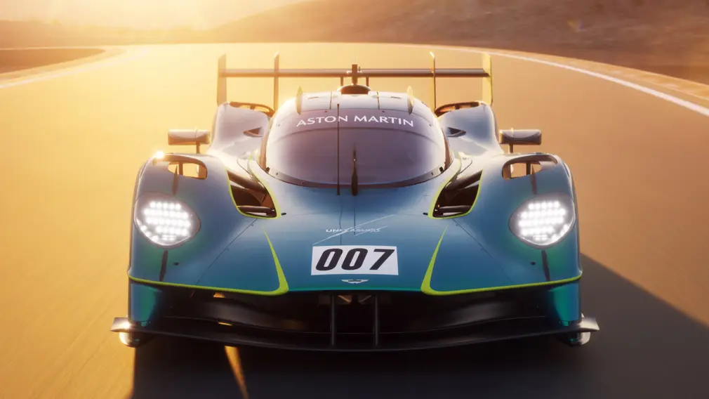 трековый гиперкар Aston Martin Valkyrie LM