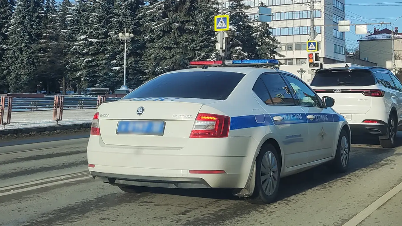 В Госдуме было предложено не штрафовать водителей за забытые права |  ТАРАНТАС НЬЮС