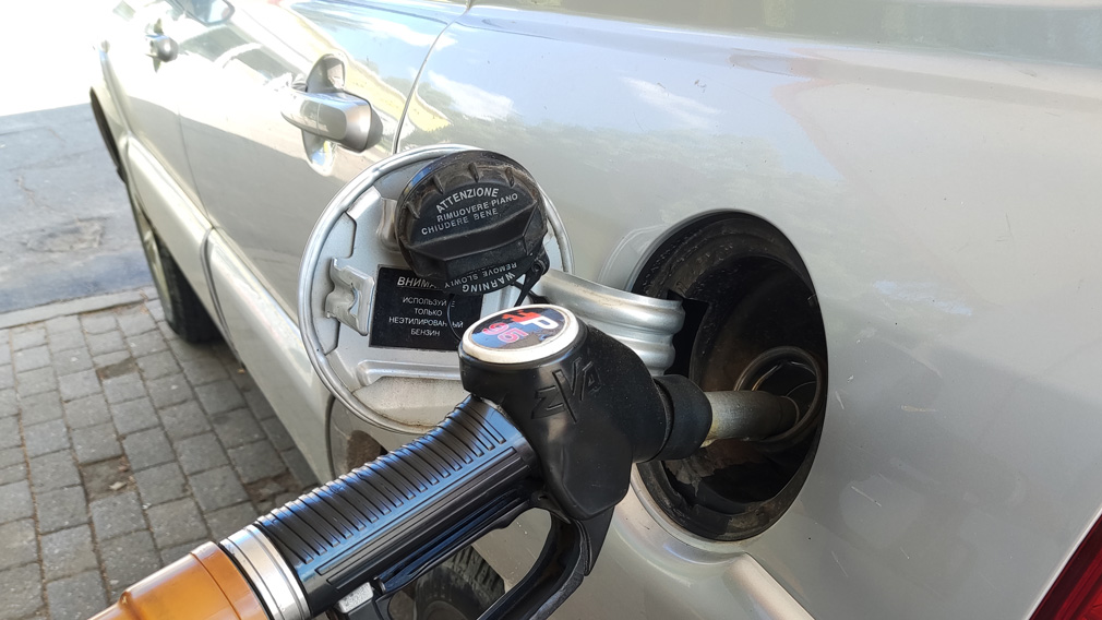 Автоэксперт рассказал о плюсах применения бензина с высоким октановым числом