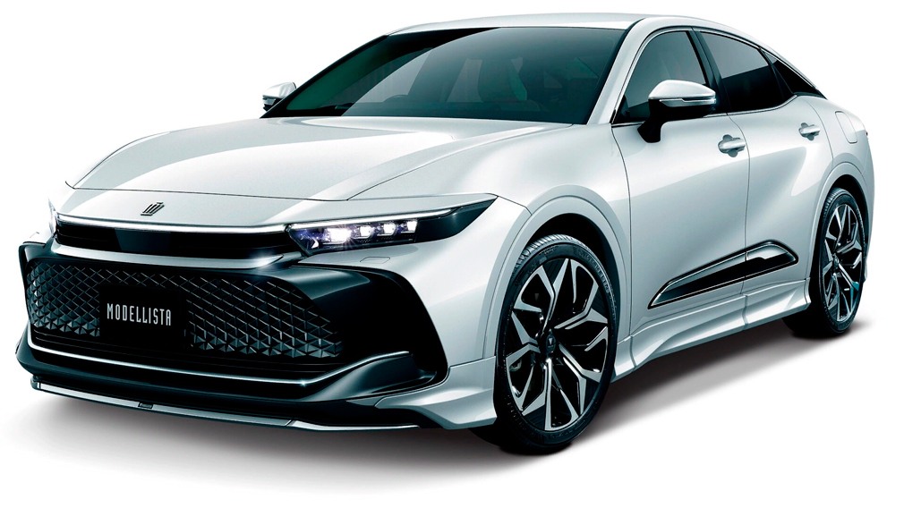 Для Toyota Crown новой генерации разработали фирменные обвесы GR и Modellista