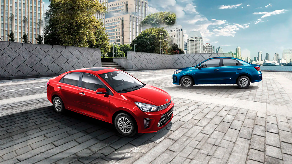 В Россию привезли бюджетные седаны KIA Pegas из Китая