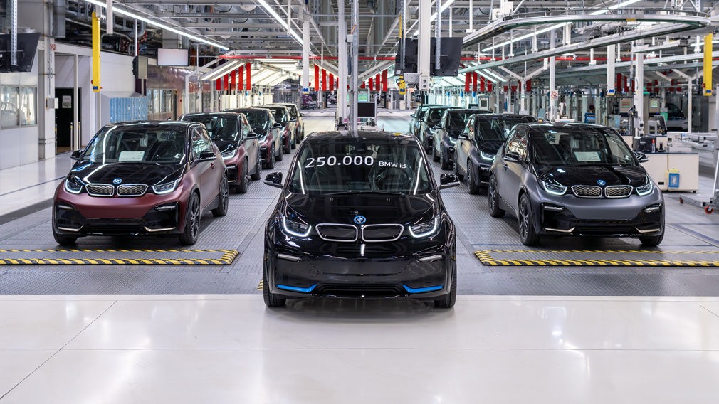 Компания BMW сообщила о завершении серийного выпуска электрокара i3