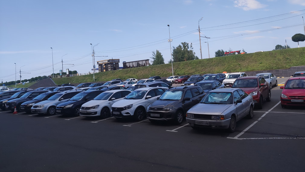 Объем предложений китайских машин в РФ продолжает расти
