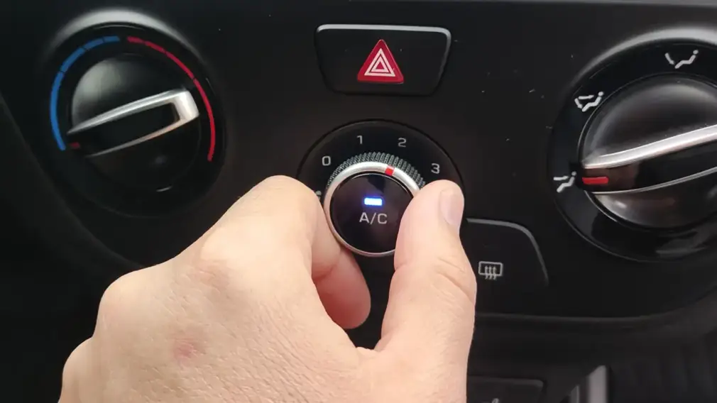 Этот способ позволит забыть о «кондиционерной простуде» в машине