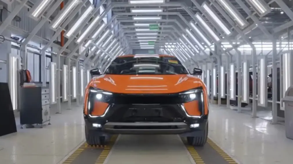 Индийский автогигант готовит рывок: 82 000 SUV в месяц и новый завод с 2028 года