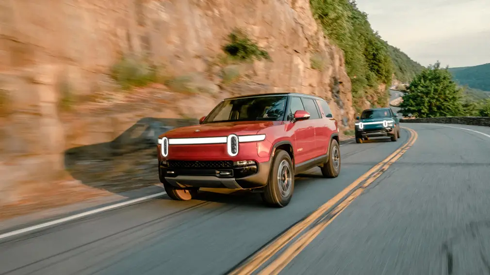 Rivian ускоряется: электрокары расходятся быстрее, чем их успевают производить