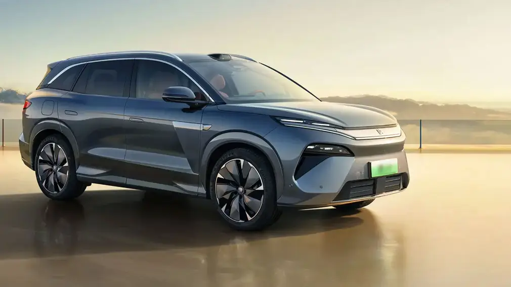 BYD на пике: мировой успех подкреплен невероятным ростом продаж авто в РФ