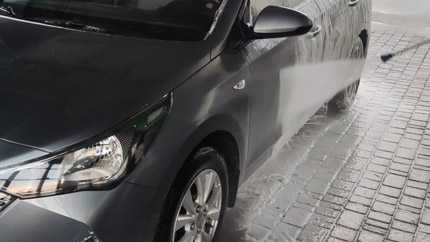 Автоэксперт рассказал, как не «убить» кузов автомобиля мойкой высокого давления