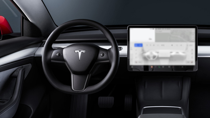 В США возобновились продажи дальнобойной версии Tesla Model 3 по сниженным ценам