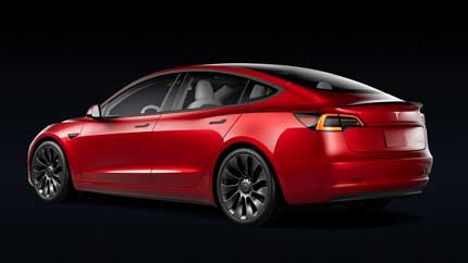 Tesla Model 3 может самопроизвольно ускоряться из-за сбоя в системе