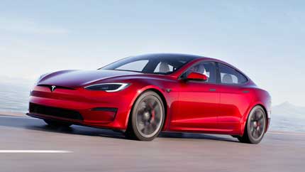 Покупатели Tesla получат 3 года бесплатной зарядки