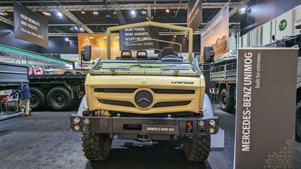 Mercedes-Benz представил в ОАЭ военный грузовик Unimog U 4000 4х4