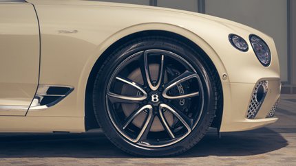 Bentley готовит к дебюту обновленный Continental GT