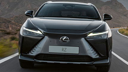 В России начали принимать заказы на электрокроссовер Lexus RZ