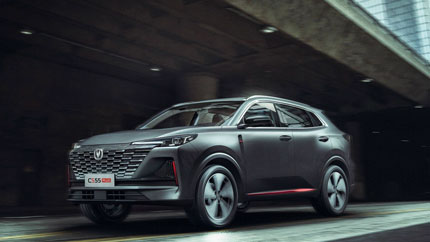 На российский рынок вышел новый кроссовер Changan CS55Plus