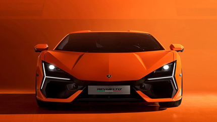 В Lamborghini рассказали о преимуществах нового гибридного суперкара Lamborghini Revuelto