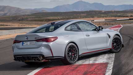 Заряженные BMW M3 CS и M4 CSL сразились в гонке на прямой