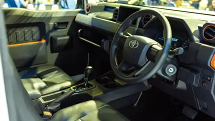 Какие праворульные автомобили интересуют россиян в 2024 году - ТОП-5 моделей