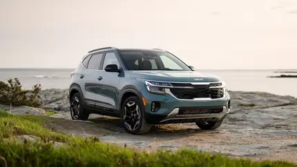 Мощный турбомотор и широкий список опций: в Россию вернулся новый Kia Seltos
