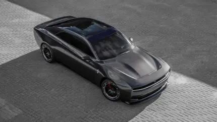 Stellantis сошел с ума: Dodge Charger Daytona оказался самым дорогим в линейке