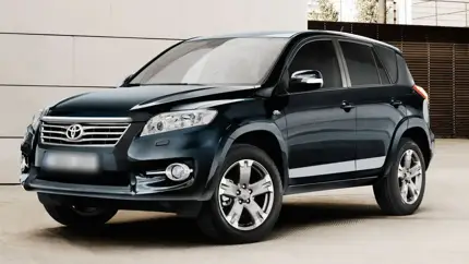 Редкий экземпляр японского качества: Toyota RAV4 2012 года в идеальном состоянии продается в РФ