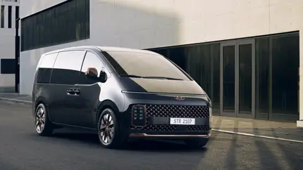 Московский дилер привёз в Россию новый минивэн Hyundai Staria