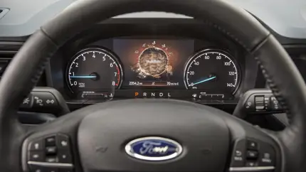 Почти 63 тыс. пикапов Ford Maverick столкнулись с отключением приборной панели