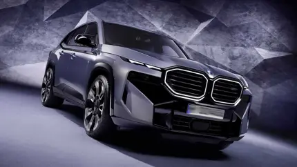 BMW представила гибрид XM начального уровня – это один из самых медленных автомобилей M