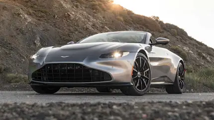 Раскрыта дата премьеры обновленного Aston Martin Vantage