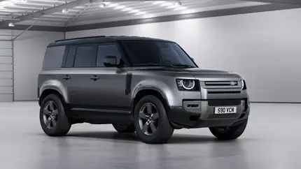 В РФ приехал новый брутальный внедорожник Land Rover Defender 110: цена впечатляет