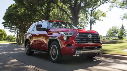 В РФ привезли один из самых надежных внедорожников Toyota