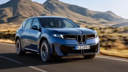 Pirelli «обула» самый мощный электрокроссовер BMW