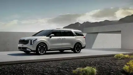 Рестайлинговый KIA Carnival с бензиновым мотором появился в России