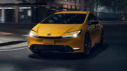 Toyota Prius пока не исчезнет: модель остается в актуальной линейке